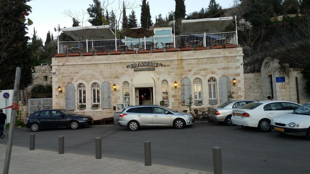 Rosary Sister Guest House Ein Karem Yerusalem Bagian luar foto