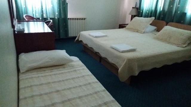Rosary Sister Guest House Ein Karem Yerusalem Bagian luar foto