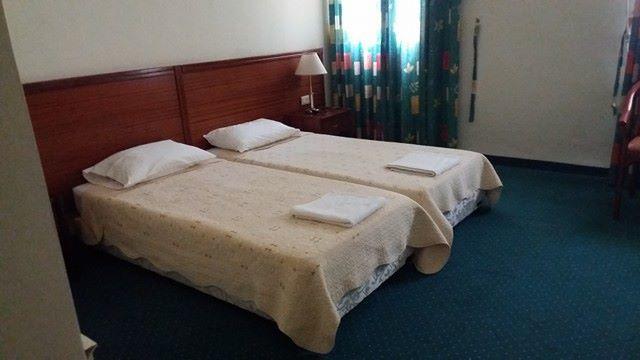 Rosary Sister Guest House Ein Karem Yerusalem Bagian luar foto